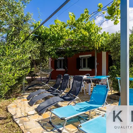 Villa Cosseri Rossa-dorothea And Cosseri Rossa-penelope, With Own Shared Pool *