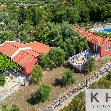 Villa Cosseri Rossa-dorothea And Cosseri Rossa-penelope, With Own Shared Pool Lixouri