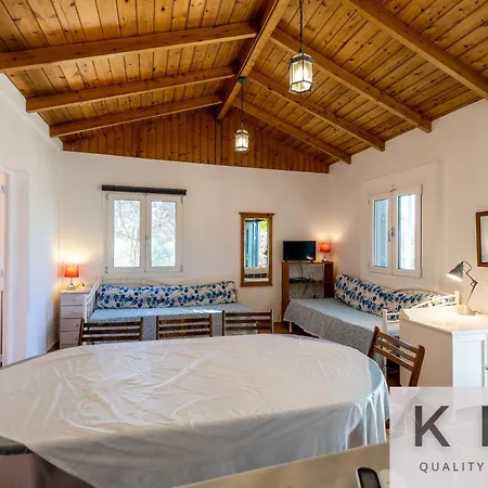 Cosseri Rossa-dorothea And Cosseri Rossa-penelope, With Own Shared Pool *