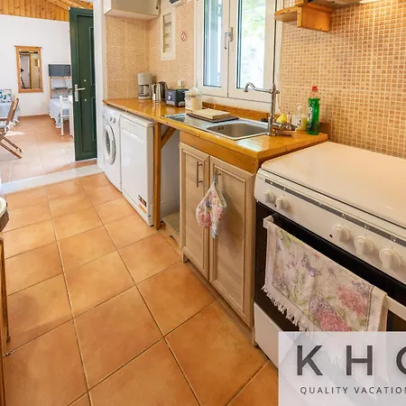 Cosseri Rossa-dorothea And Cosseri Rossa-penelope, With Own Shared Pool Villa