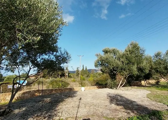 Vila Cosseri Rossa-dorothea And Cosseri Rossa-penelope, With Own Shared Pool