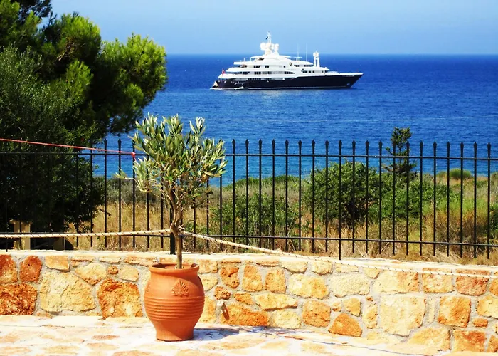 Vila Cosseri Rossa-dorothea And Cosseri Rossa-penelope, With Own Shared Pool *