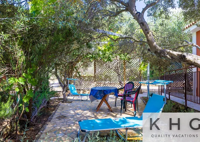 Vila Cosseri Rossa-dorothea And Cosseri Rossa-penelope, With Own Shared Pool *