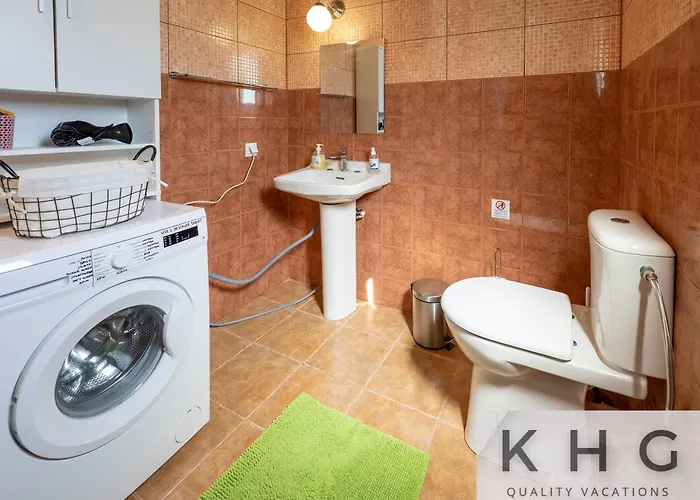 Cosseri Rossa-dorothea And Cosseri Rossa-penelope, With Own Shared Pool Vila *