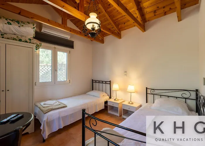 Cosseri Rossa-dorothea And Cosseri Rossa-penelope, With Own Shared Pool Vila *