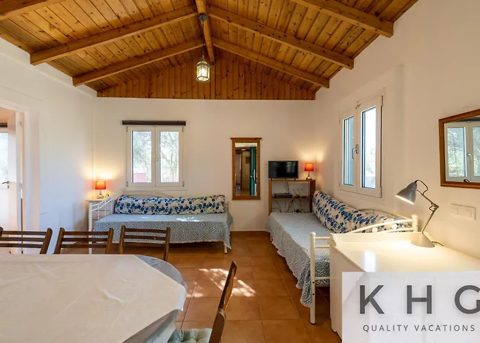 Vila Cosseri Rossa-dorothea And Cosseri Rossa-penelope, With Own Shared Pool
