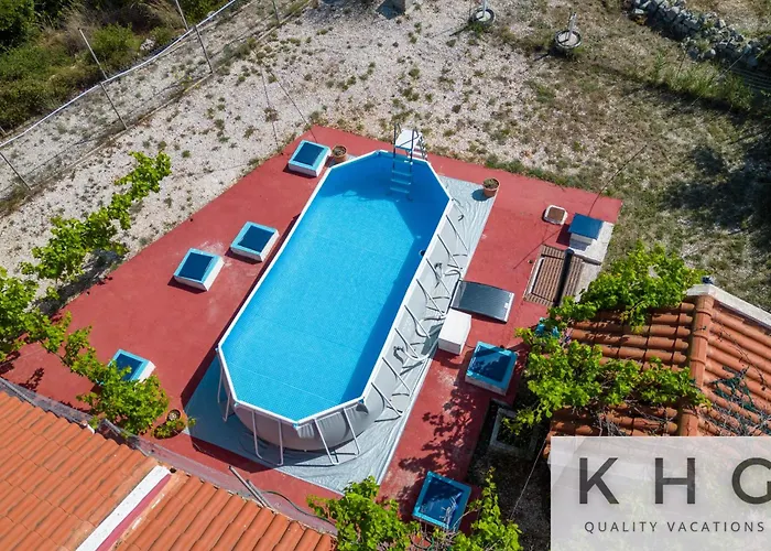 Cosseri Rossa-dorothea And Cosseri Rossa-penelope, With Own Shared Pool Вилла